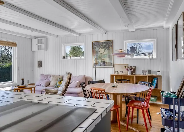 Arnkil - 250m From The Sea By Interhome Hejls